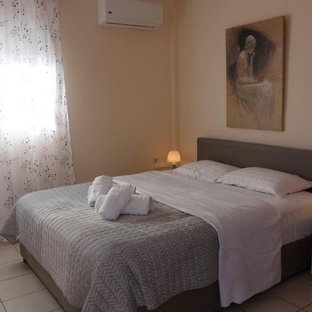 Kiki'S Cosy Apartments Néa Khilí Zewnętrze zdjęcie