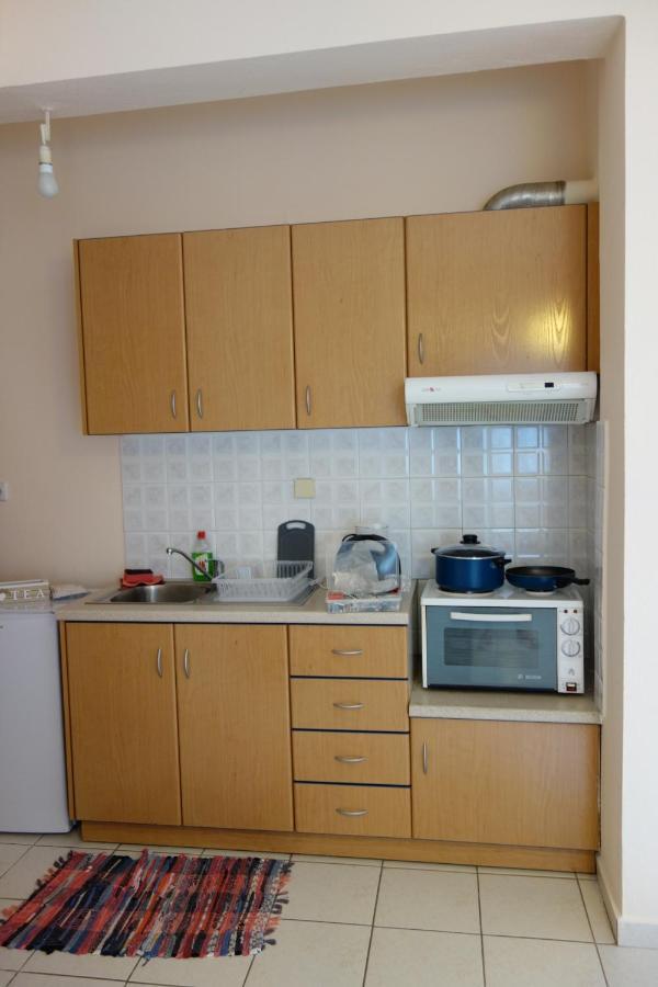 Kiki'S Cosy Apartments Néa Khilí Zewnętrze zdjęcie