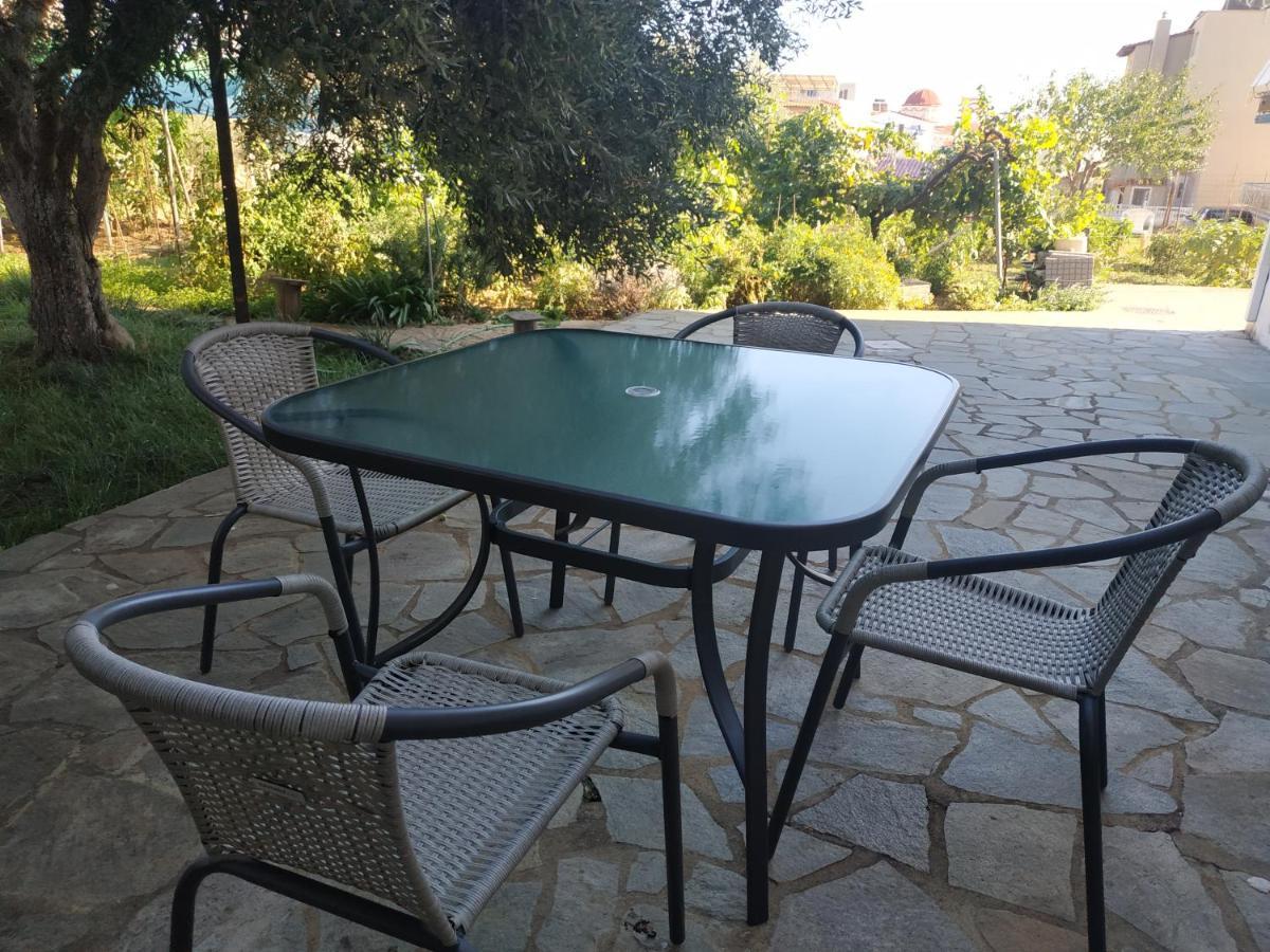 Kiki'S Cosy Apartments Néa Khilí Zewnętrze zdjęcie