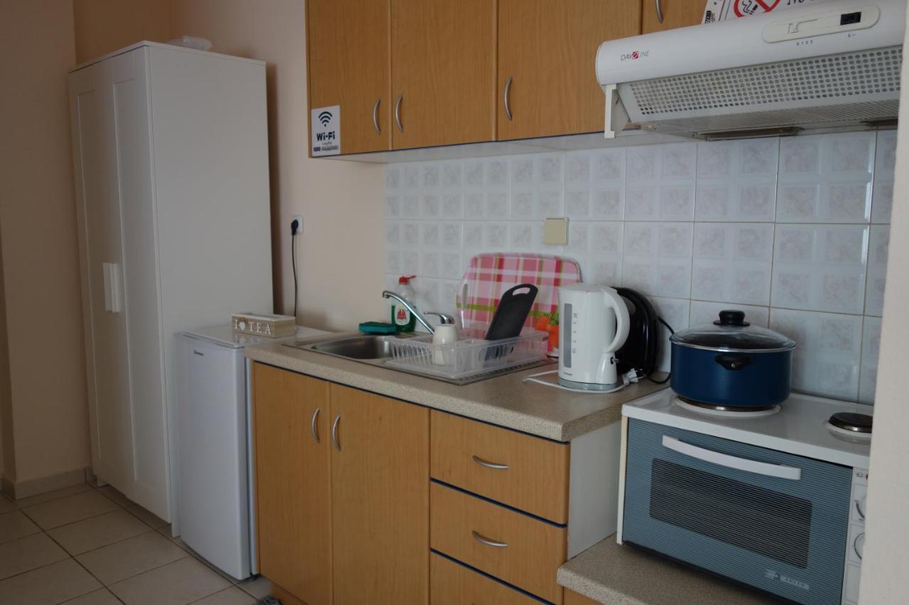 Kiki'S Cosy Apartments Néa Khilí Zewnętrze zdjęcie