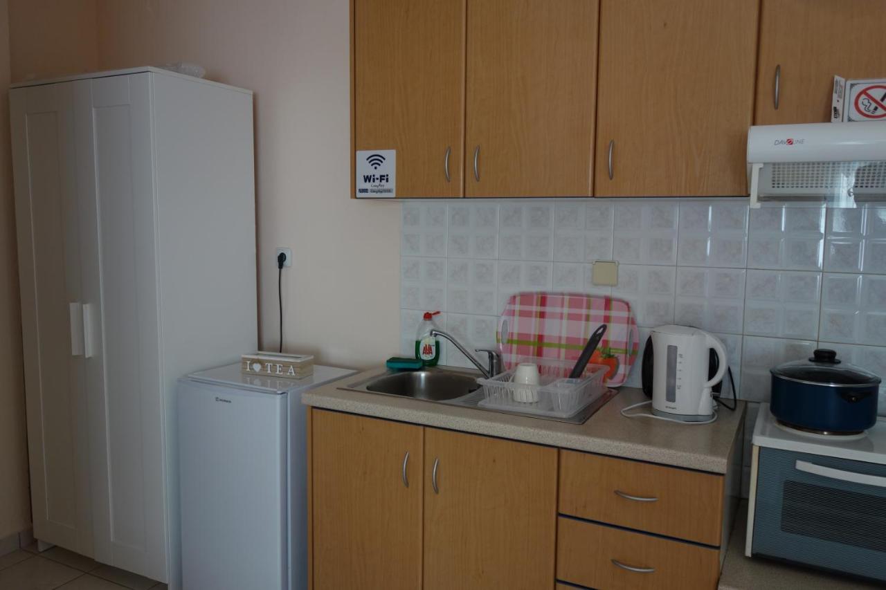 Kiki'S Cosy Apartments Néa Khilí Zewnętrze zdjęcie
