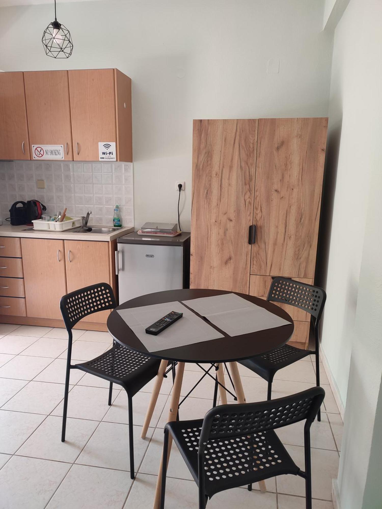 Kiki'S Cosy Apartments Néa Khilí Zewnętrze zdjęcie